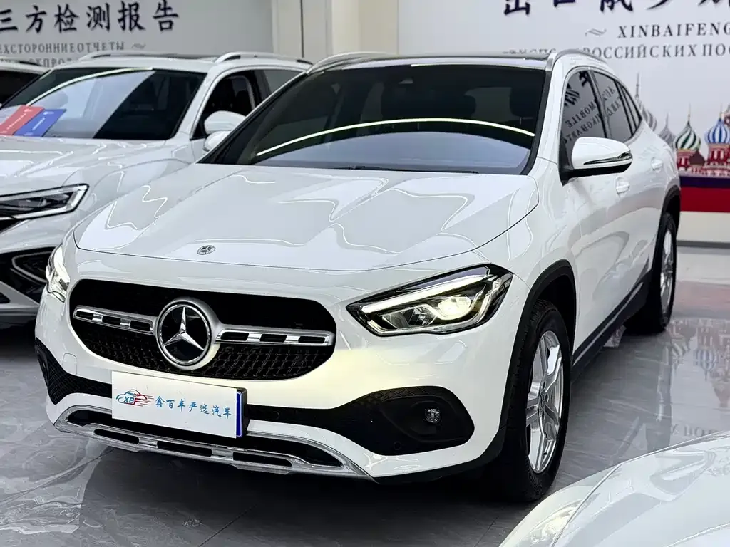 Mercedes-Benz GLA — фото 1