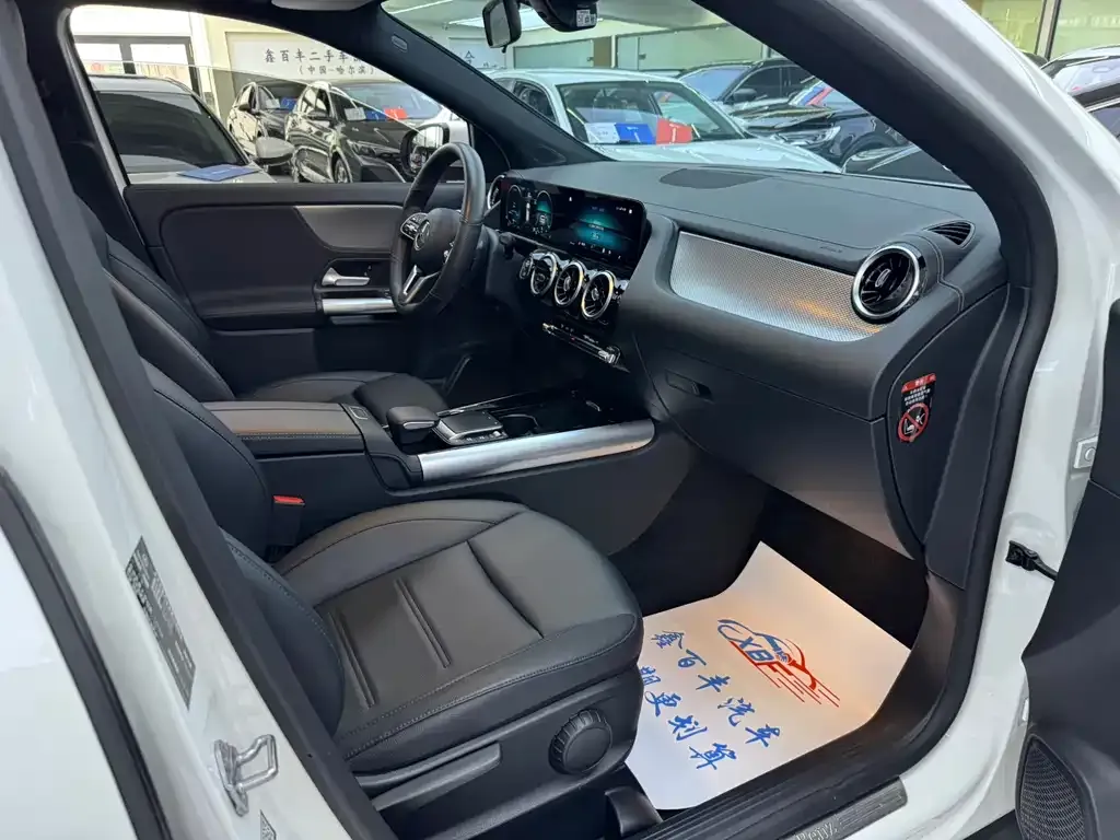 Mercedes-Benz GLA — фото 5