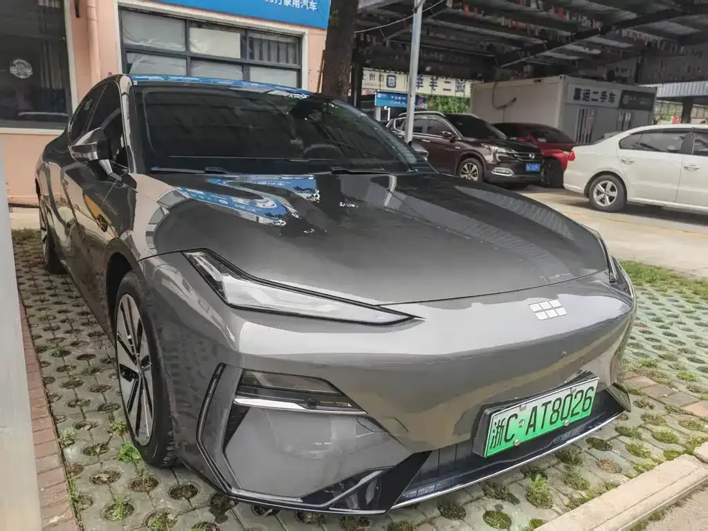 Geely Galaxy E8 2024 из CN, фото 6