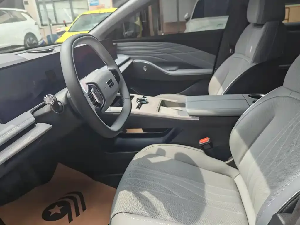 Geely Galaxy E8 2024 из CN, фото 3