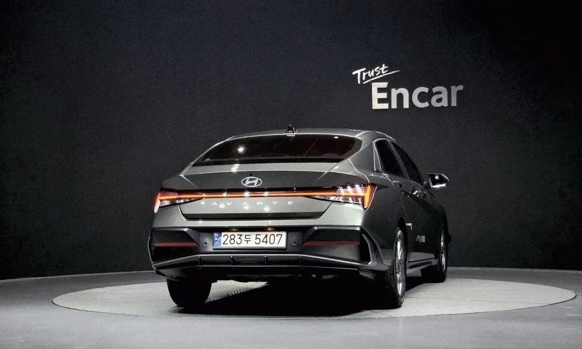 Hyundai AVANTE — фото 5