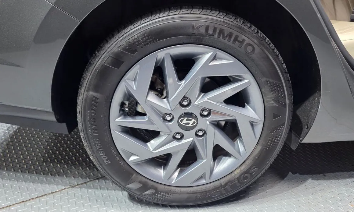 Hyundai AVANTE — фото 9