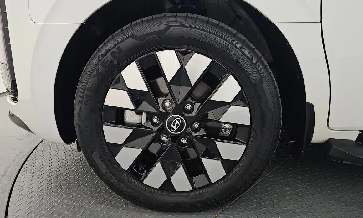 Hyundai Staria 2025 из KR, фото 5