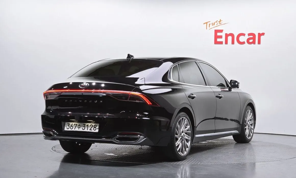 Hyundai Grandeur 2022 из KR, фото 8