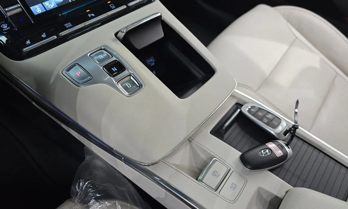 Hyundai Grandeur 2022 из KR, фото 4