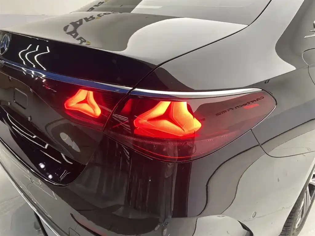Mercedes-Benz E-Class New Energy — фото 7