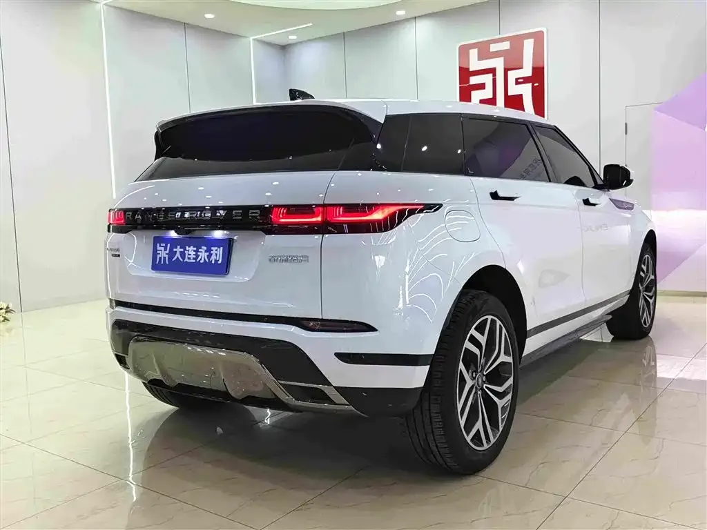 Land Rover Evoque — фото 10
