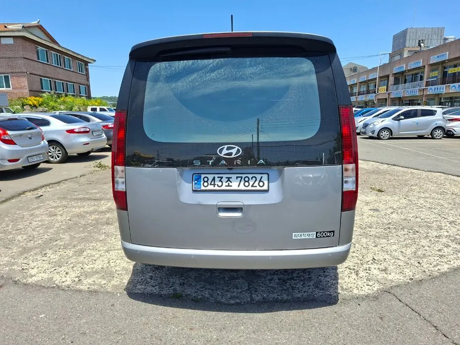 Hyundai Staria 2025 из KR, фото 6