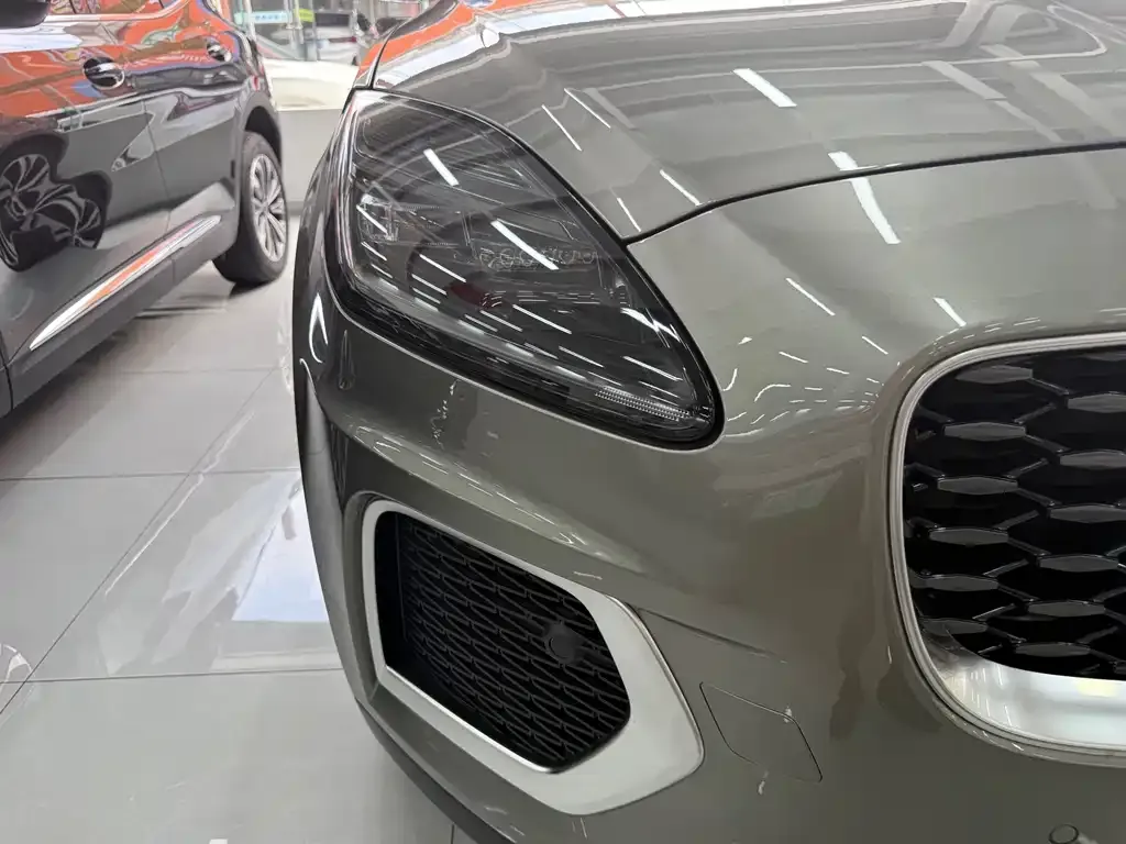 Jaguar E-PACE 2023 из CN, фото 7