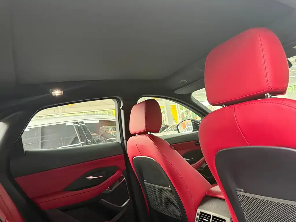Jaguar E-PACE 2023 из CN, фото 9