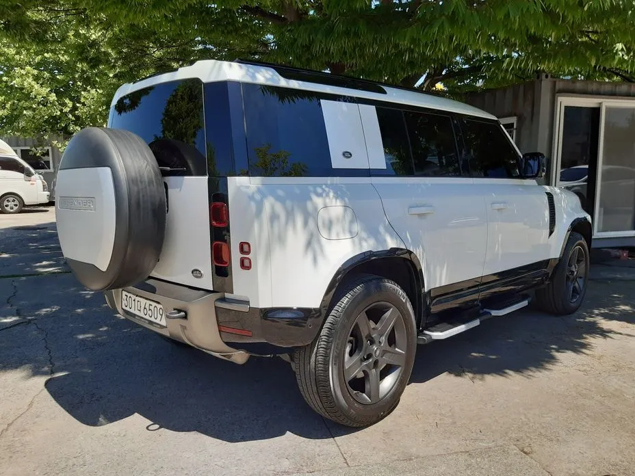 Land Rover Defender 2022 из KR, фото 4