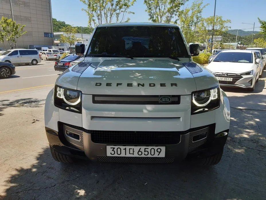 Land Rover Defender 2022 из KR, фото 10