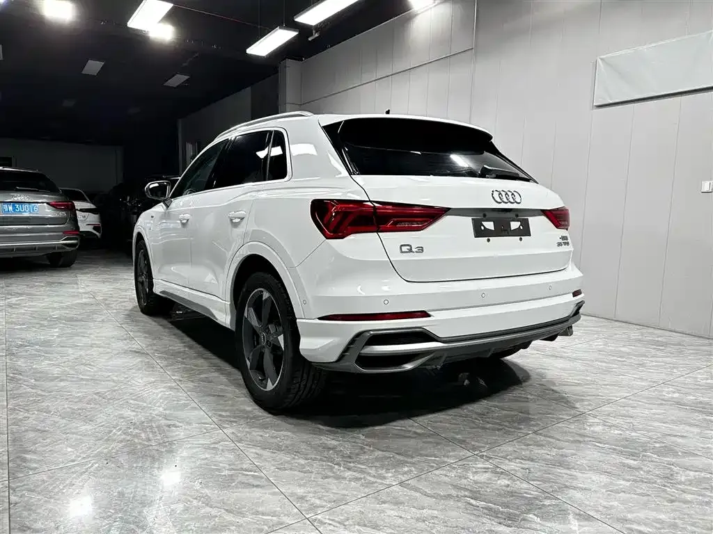 Audi Q3 — фото 4