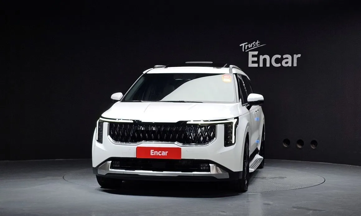 Kia Carnival — фото 10