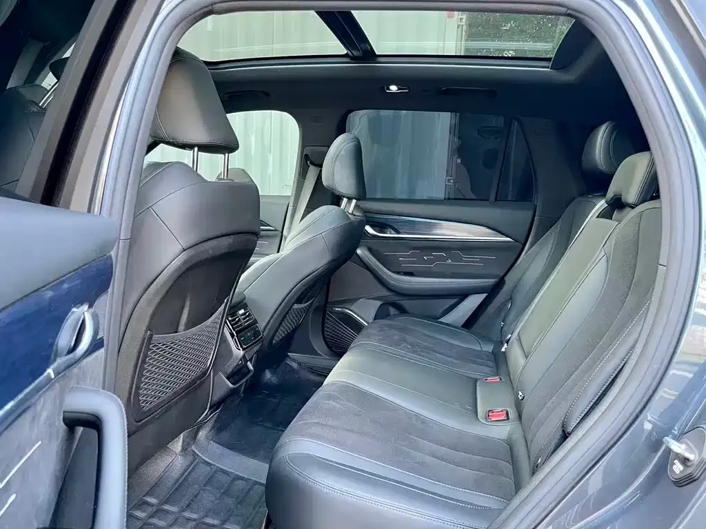 Geely Xingyue L 2024 из CN, фото 2