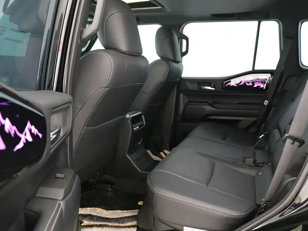 Toyota Prado 2024 из CN, фото 6