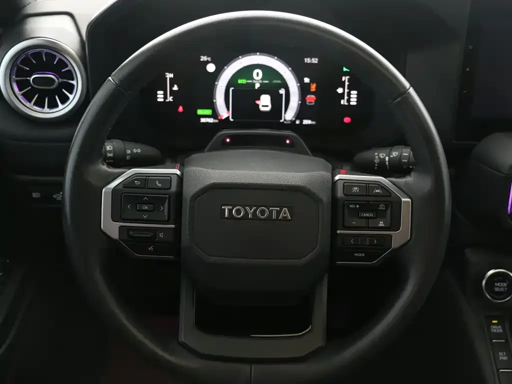Toyota Prado 2024 из CN, фото 8