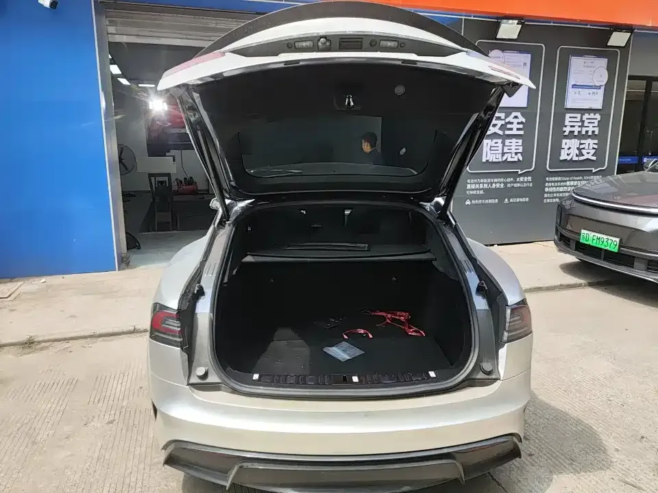 Tesla Model S 2023 из CN, фото 2