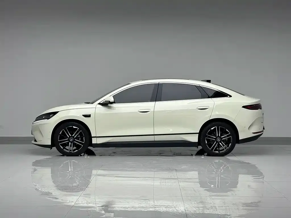 BYD Qin L — фото 3