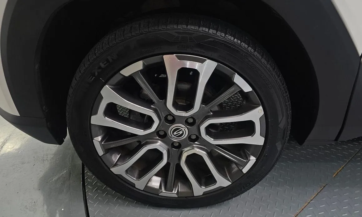 KG Mobility (Ssangyong) Torres — фото 4