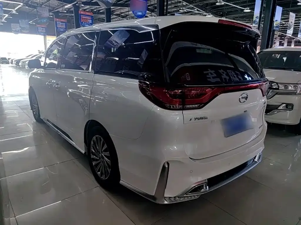 GAC Motor Trumpchi M8 — фото 10