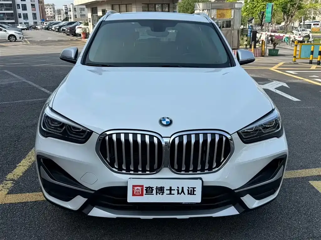 BMW X1 — фото 2