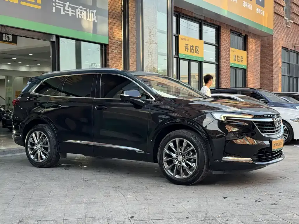 Buick Enclave — фото 10