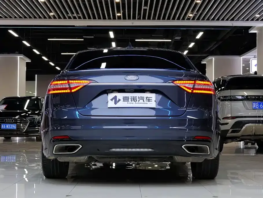 Ford Taurus 2022 из CN, фото 7