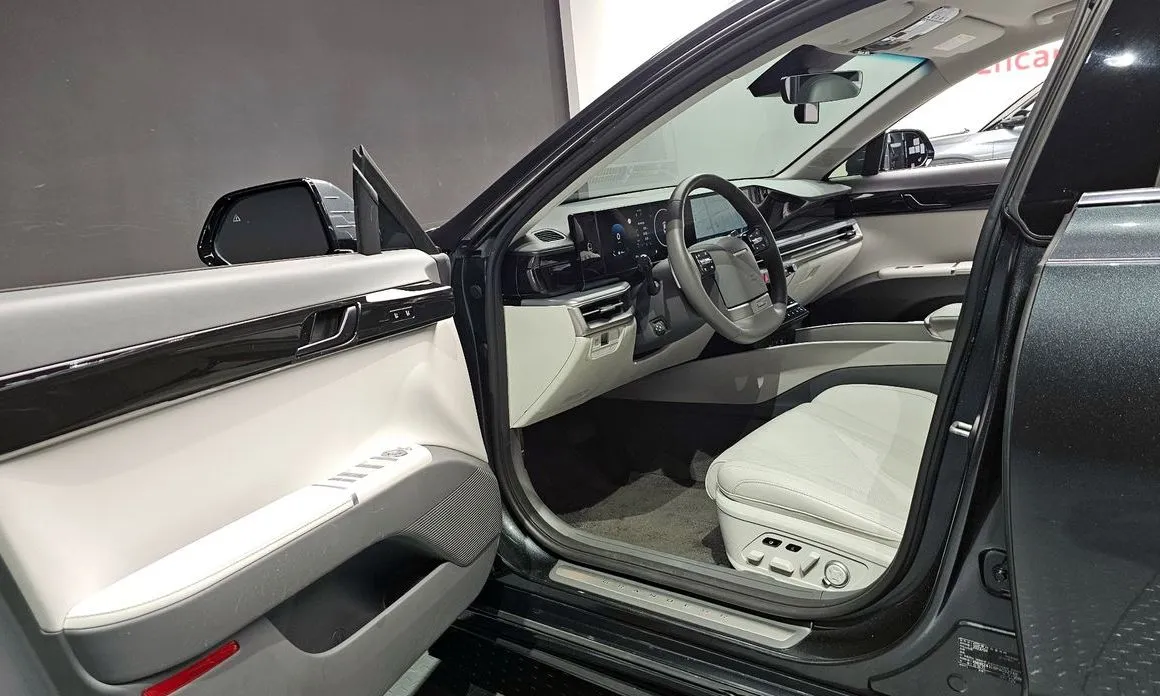 Hyundai Grandeur 2023 из KR, фото 7