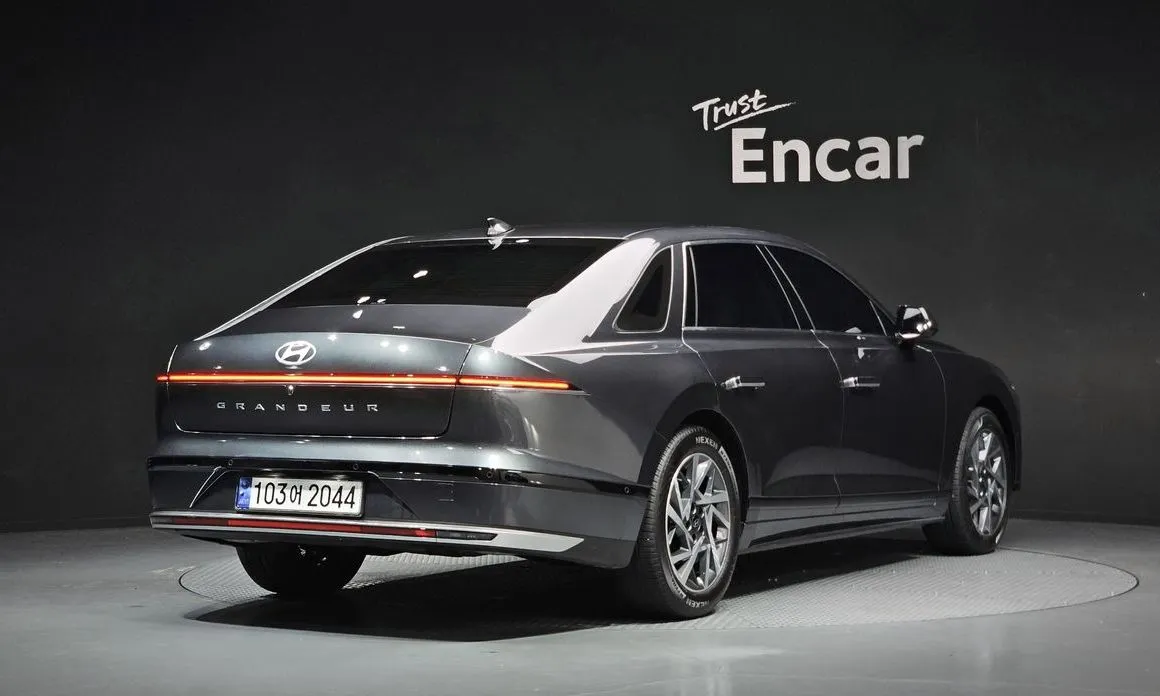 Hyundai Grandeur 2023 из KR, фото 2