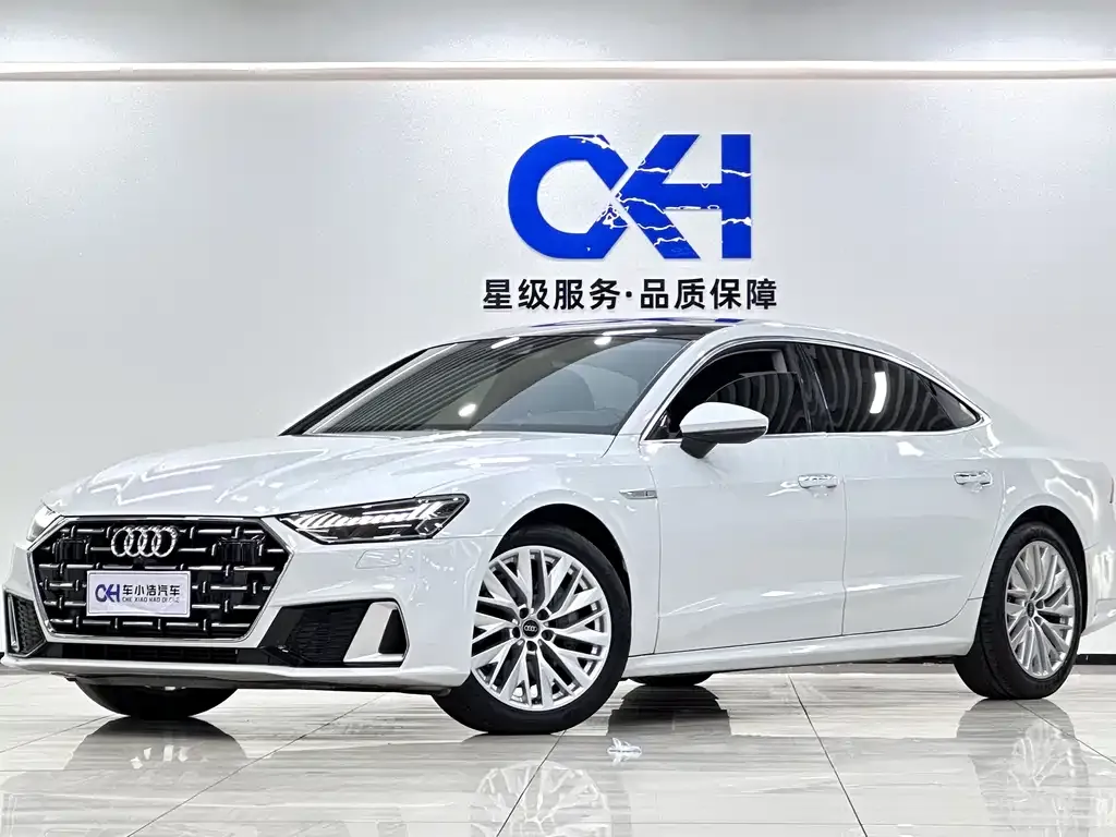 Audi A7L — фото 1