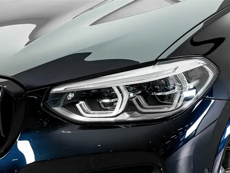 BMW X4 — фото 10