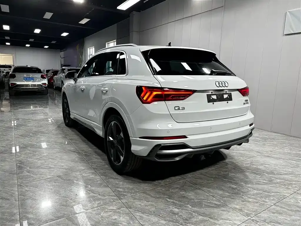 Audi Q3 — фото 4