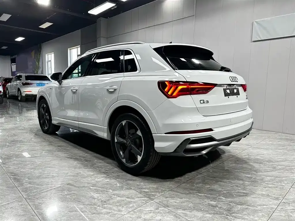 Audi Q3 — фото 2