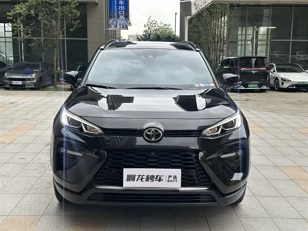 Toyota Wildlander — фото 7