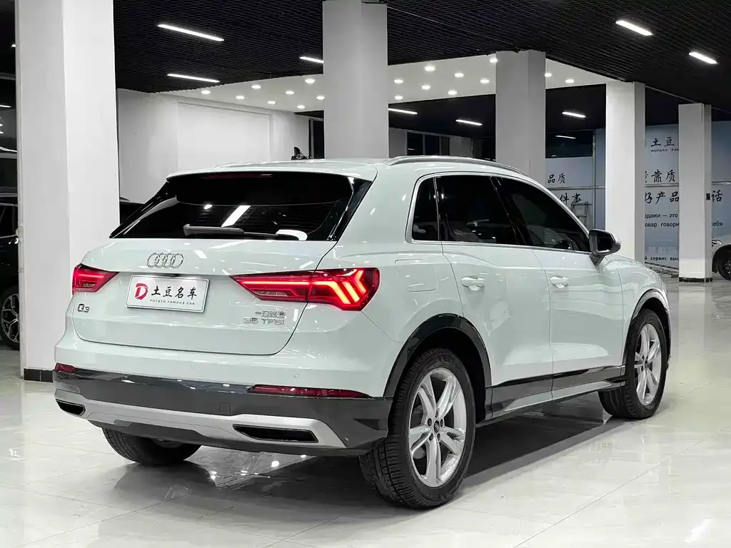 Audi Q3 — фото 4
