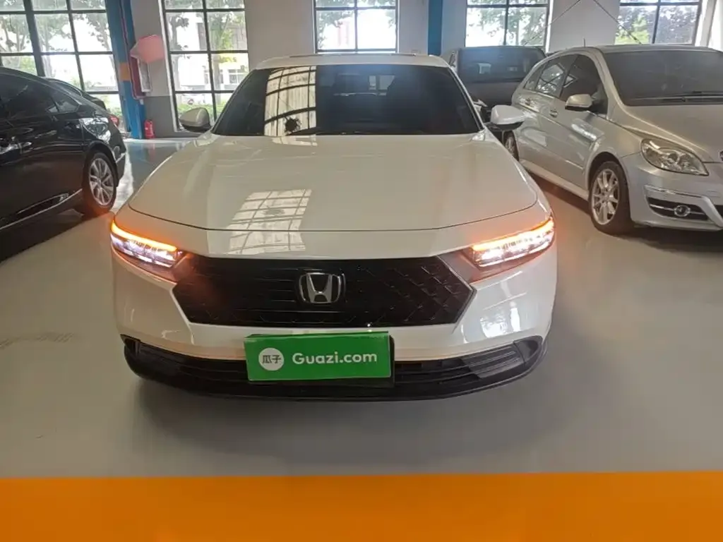 Honda Accord — фото 6