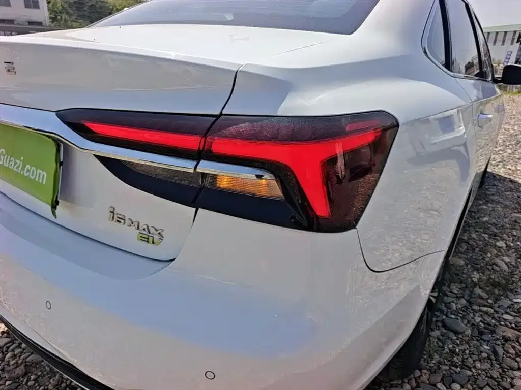 Roewe i6 MAX New Energy 2024 из CN, фото 5