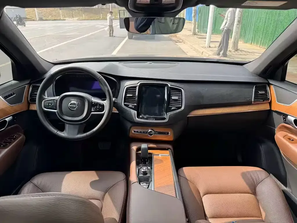 Volvo XC90 2024 из CN, фото 7