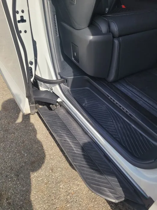 Toyota Alphard 2025 из KR, фото 8