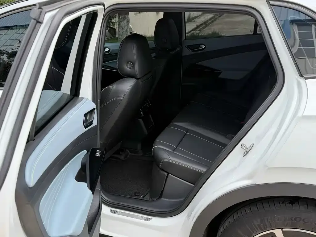 Volkswagen ID.4 X 2024 из CN, фото 6