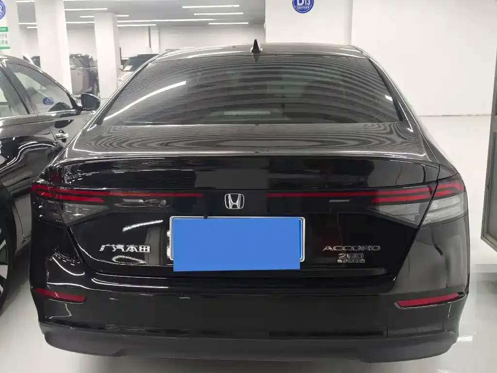 Honda Accord — фото 5