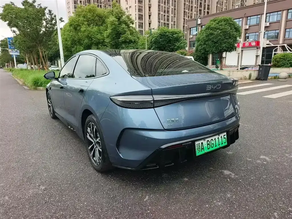 BYD Seal — фото 7