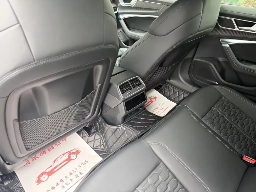 Audi RS 6 2022 из CN, фото 5