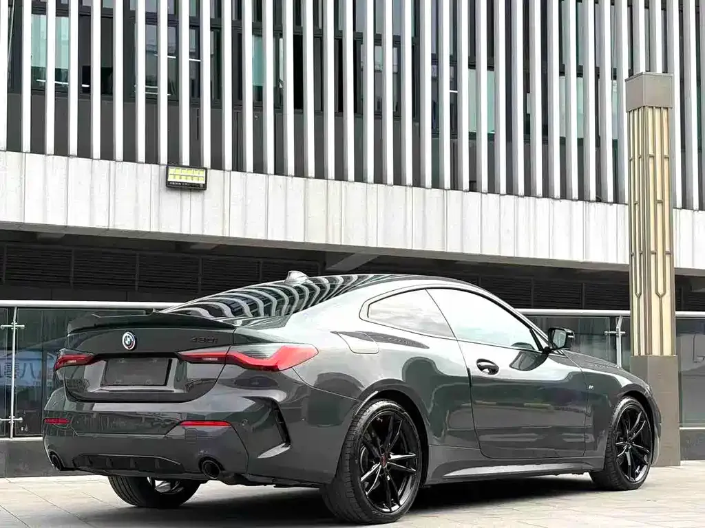 BMW 4 Series 2023 из CN, фото 7