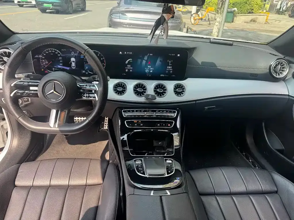Mercedes-Benz E-Class (Import) — фото 4