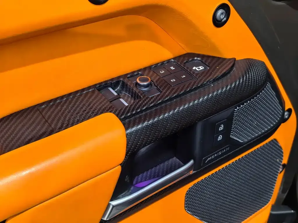 Land Rover Defender 2022 из CN, фото 2
