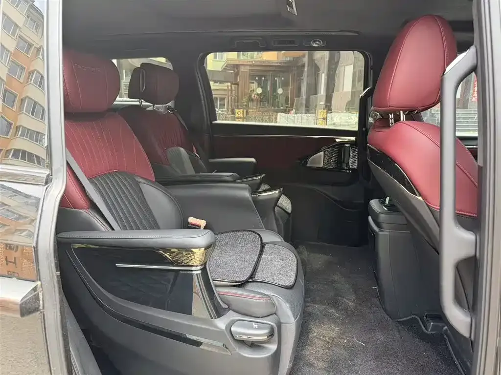 GAC Motor Trumpchi M8 — фото 2