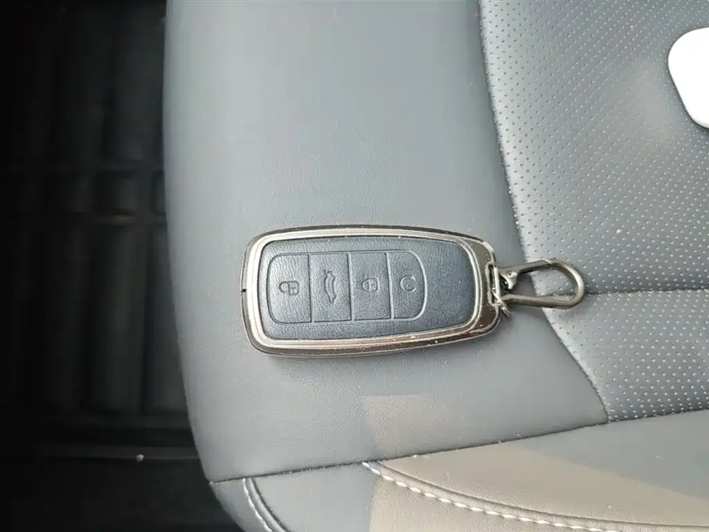 Chery Tiggo 8 PRO — фото 2
