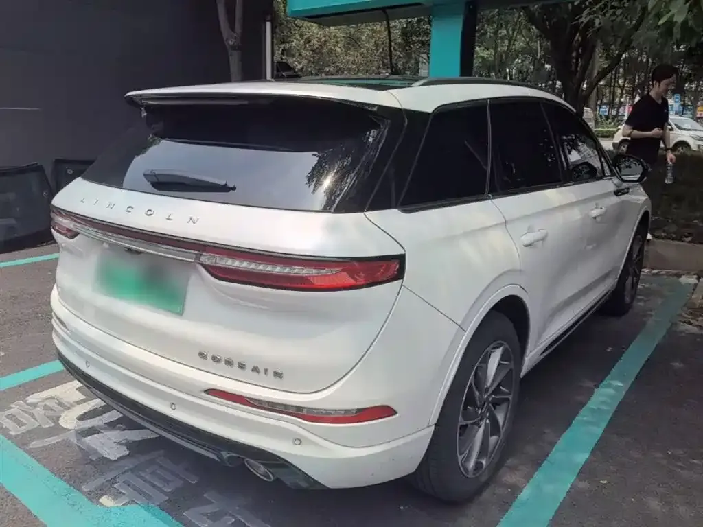 Lincoln Corsair Hybrid 2022 из CN, фото 4